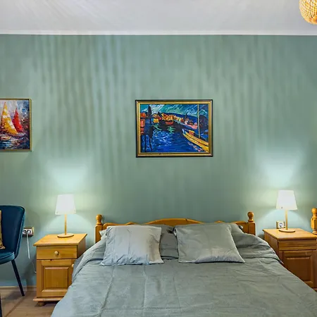 South Beach Guest house 3*